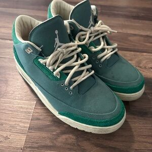 Jordan 3 Nina Chanel
